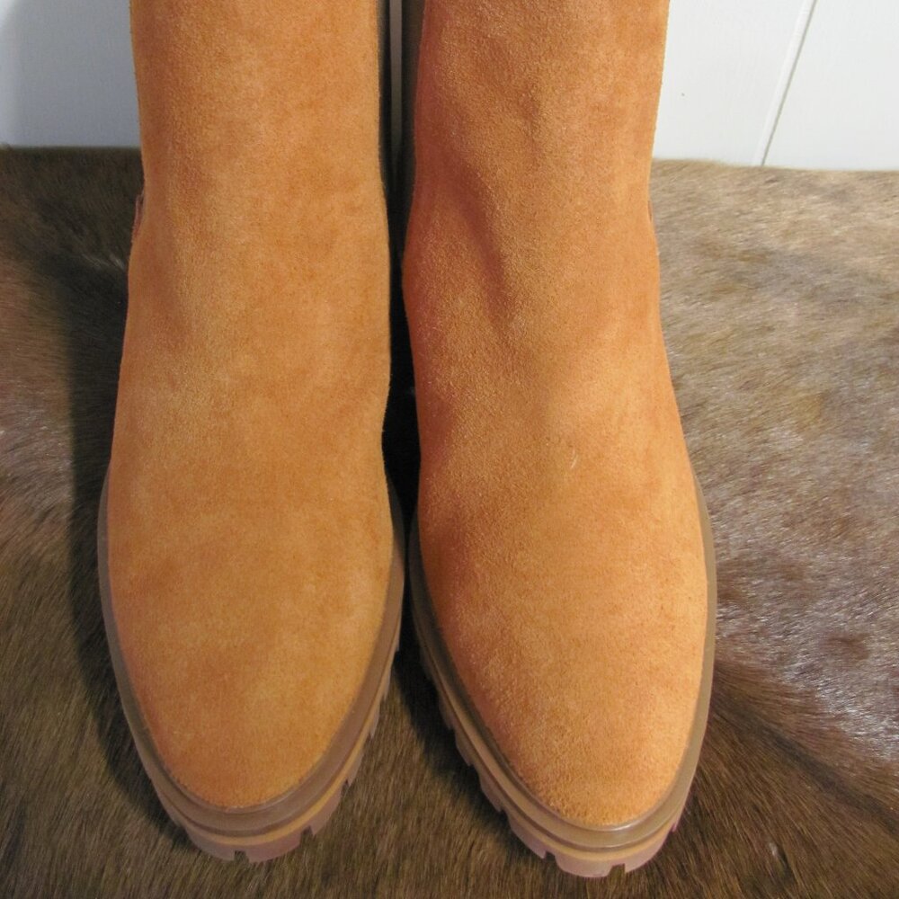 QUINCE SUEDE LEATHER CHELSEA BOOTIE NIB